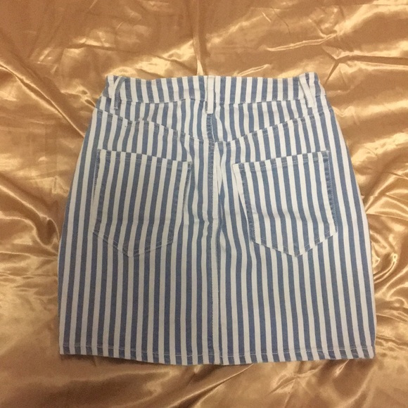 Blue and white striped, denim skirt. - Picture 2 of 2